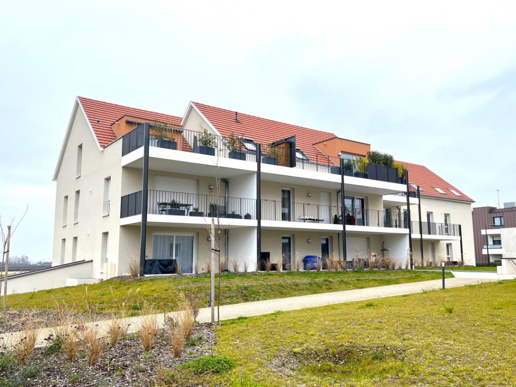 DOMAINE DU VEILLEUR PHASE 01